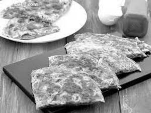 Egg Omlette With 2 Paratha(2 Egg)
