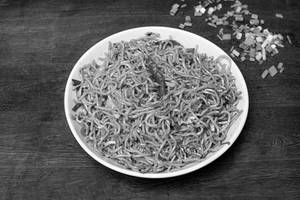 Schezwan Noodles Veg