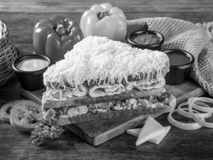 Chicken Cheese Thousand Island Club Grilled Sandwich