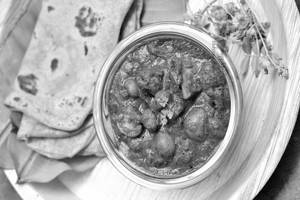 Chapati 3 Piece + Mushroom Masala