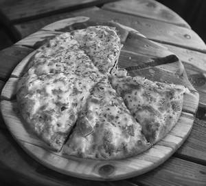 Paprika Special Chicken Pizza
