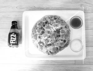 Tomato pizza