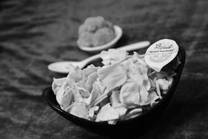 Besan papdi (200gms)
