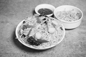 Chicken Singapore Noodles