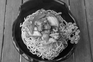 Veg Pan Fried Noodles