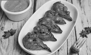 Pan Fried Momo Chicken [7 Pieces]