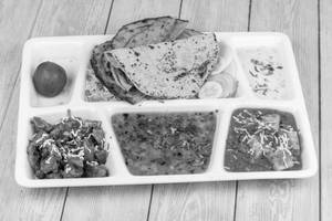 Deluxe  Thali