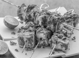 Lahsooni Paneer Tikka