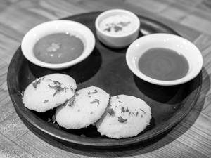 Idli 4Pcs