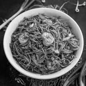 Egg Prawn Hakka Chowmein