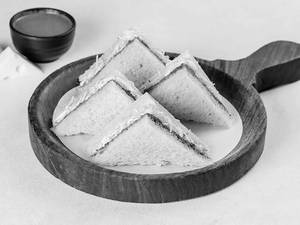 Chutney Cheese Sandwich