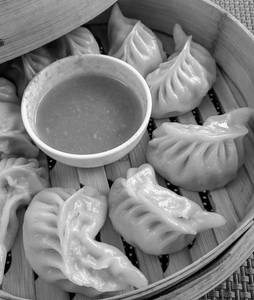 Mushroom Momos (steam)