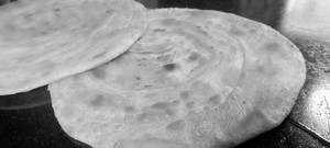 Chur Chur Lachha Paratha[2 Pcs]