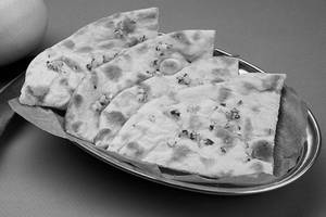 Cheese Garlic Chicken Stuffed Naan