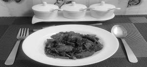 Chilli Basil Beef (d)