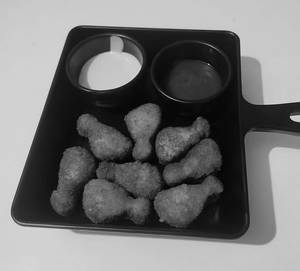 Chicken Nuggets (8 Pcs)