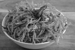 Vegetable Schezwan Noodles