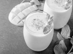 Mango Honey Milk Shake