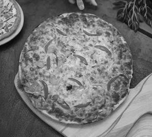 Veg pizza large