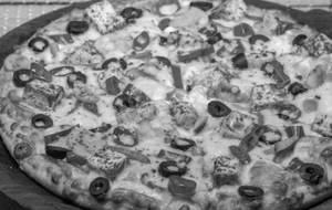 Crispy Paneer Pizza 8"