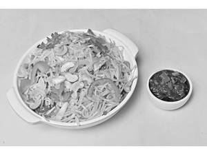 Singapore Hakka Noodles