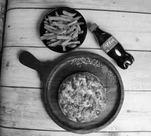 Chicken Pizza +french Fries +coke 250 Ml