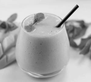 Mango lassi