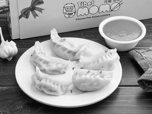 Tibetian Chicken Steamed Momos