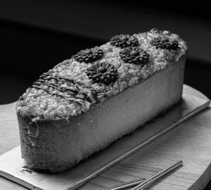 Caramelized Nuts and Honey Tea Cake (450gm)