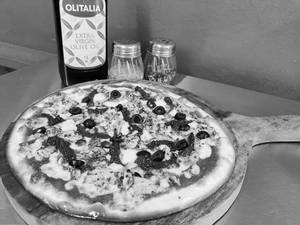 Pollo Al  Pesto Pizza