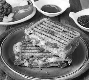 Veggi Cheese Toast Sandwich Grill