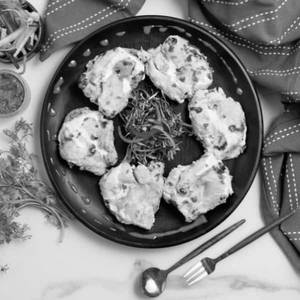 Chicken Dahi Lasooni Tikka (6 Pieces)