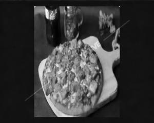 Chicken tikka pizza