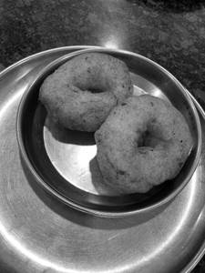 Wada Sambar [2 Pieces]