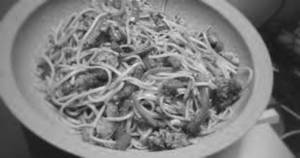Egg chicken chowmein