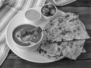 Butter Chicken With Naan