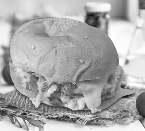 Special sizzlly chicken burger