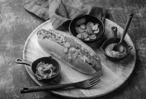 Frank & Beans Veg Hot Dog