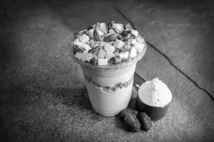 Rich Coffee Protein Smoothie Cup ( 59 Grams Protein )