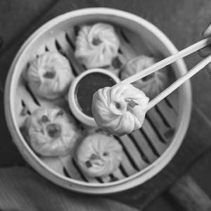 Veg Momo (8 Pcs)