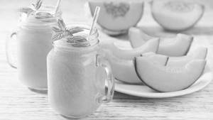 Fresh Muskmelon Juice
