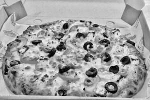Italian feast pizza