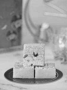 Bikaneri Burfi