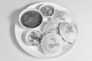 Idle With Sambhar &Chutni