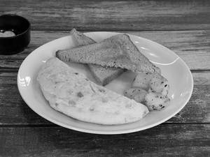 Bacon, Mushroom & Cheese Omelette