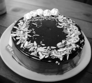 Choco Almond Cake 1kg