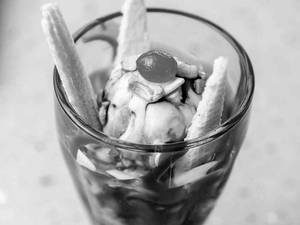 Triple Hot Fudge Nut Sundae