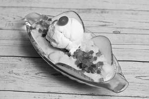 Fruit Salad With Ice-cream