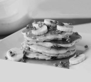 Pancake With Banana, Nuts & Chocolate