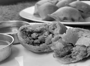Aloo Samosa [2 Pieces]